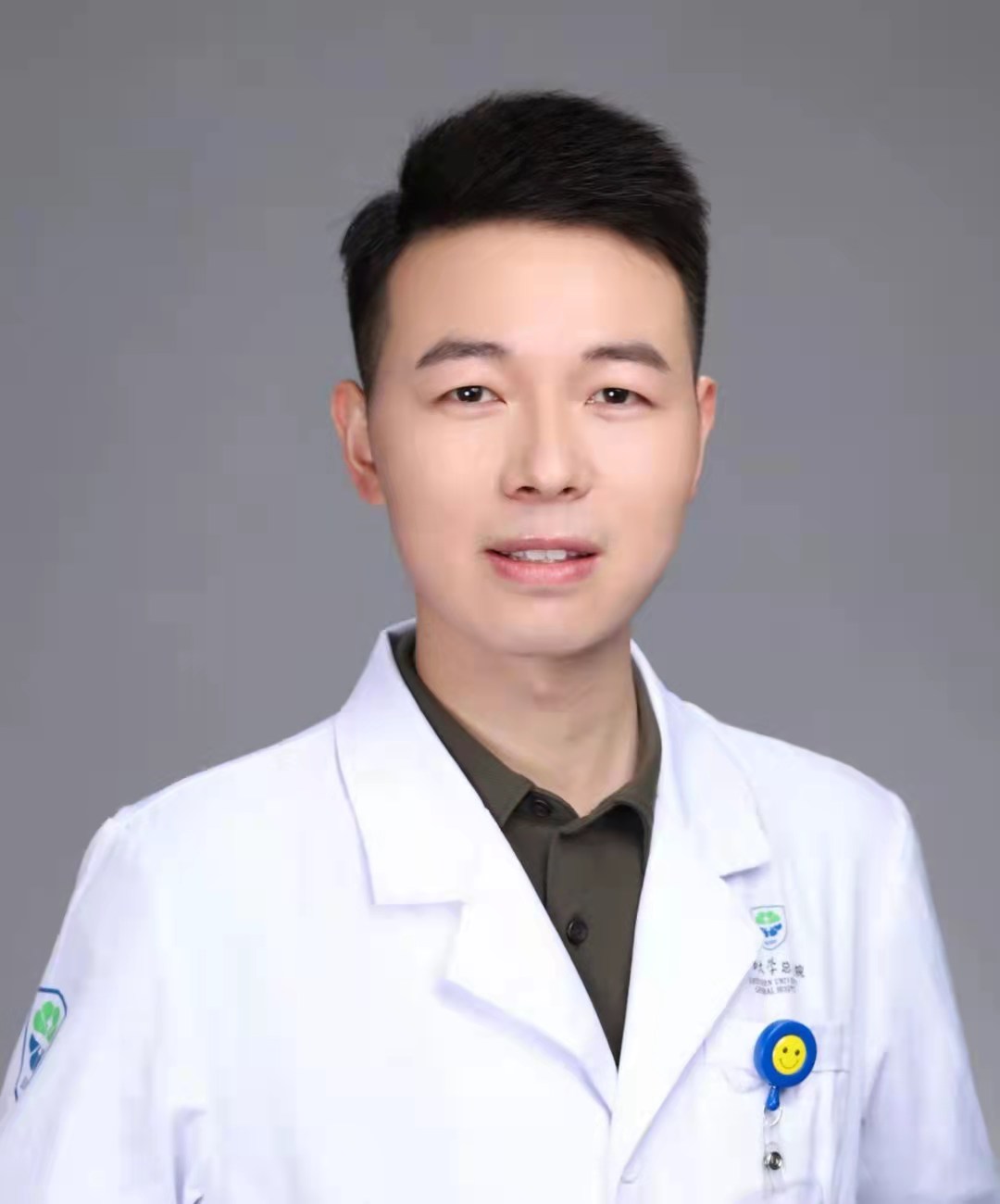 闵飞
