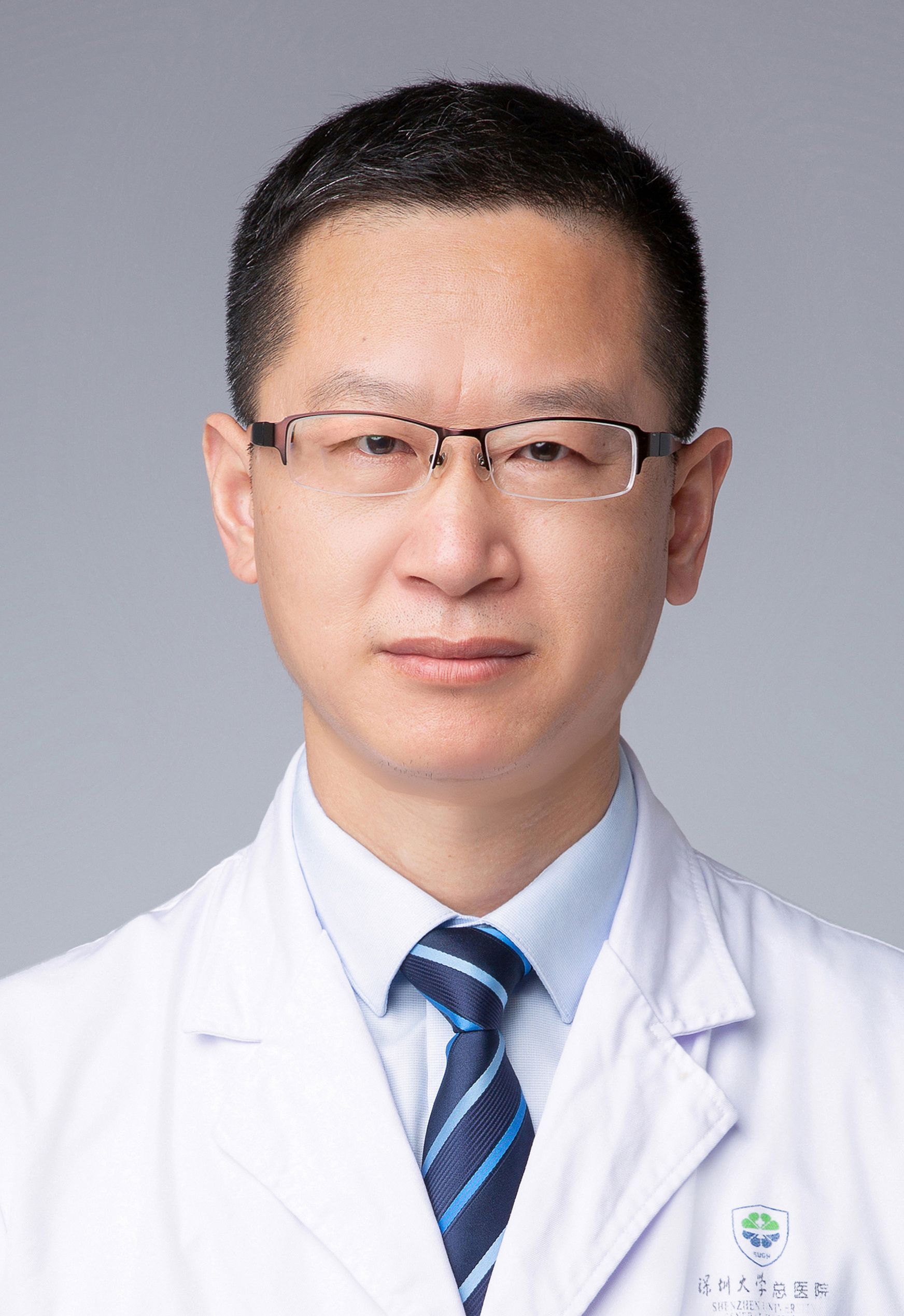 李乾