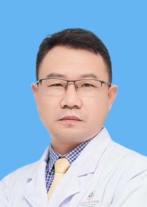 鄢龙